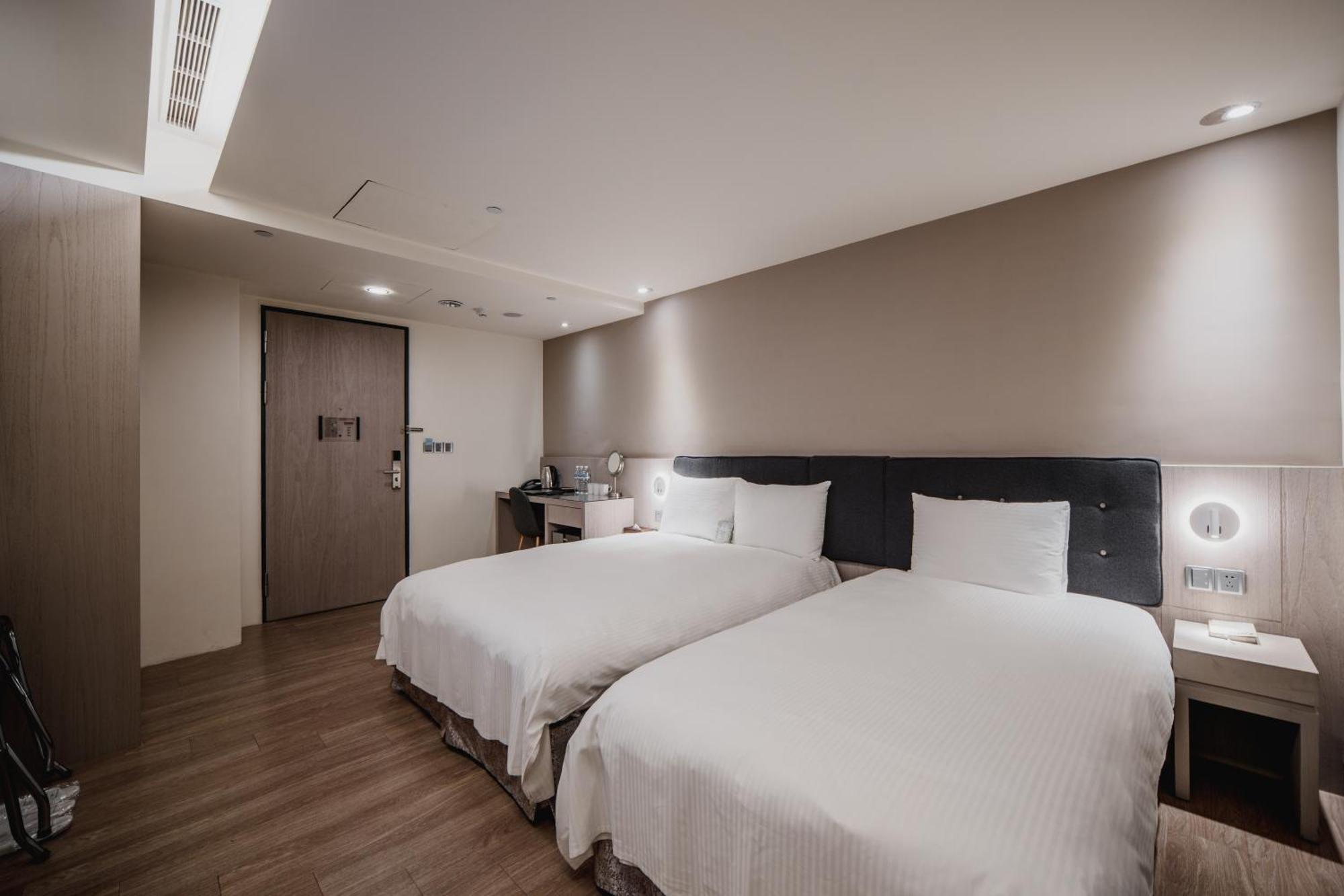 Hub Hotel Kaohsiung Yawan Branch Esterno foto