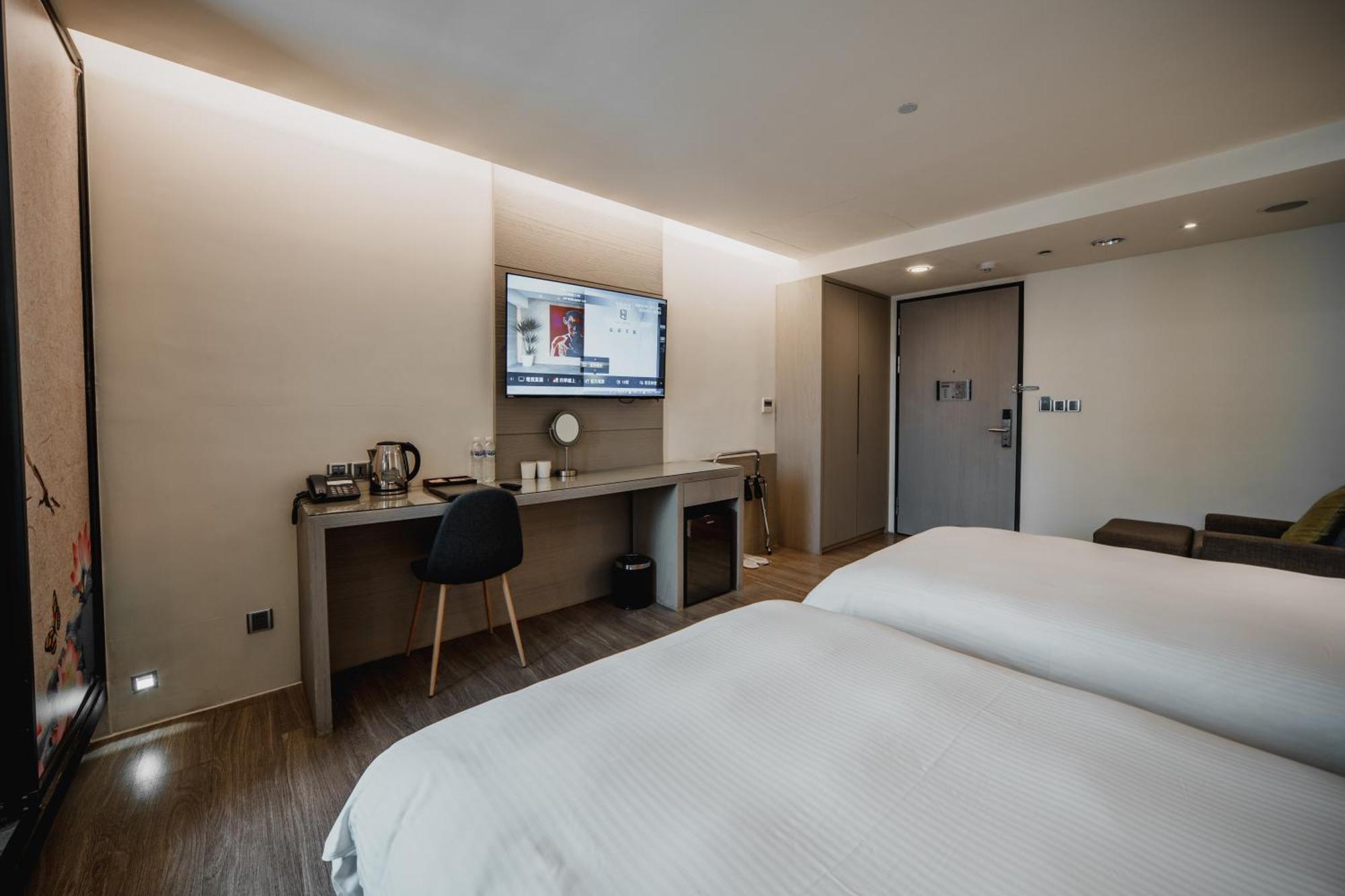 Hub Hotel Kaohsiung Yawan Branch Esterno foto