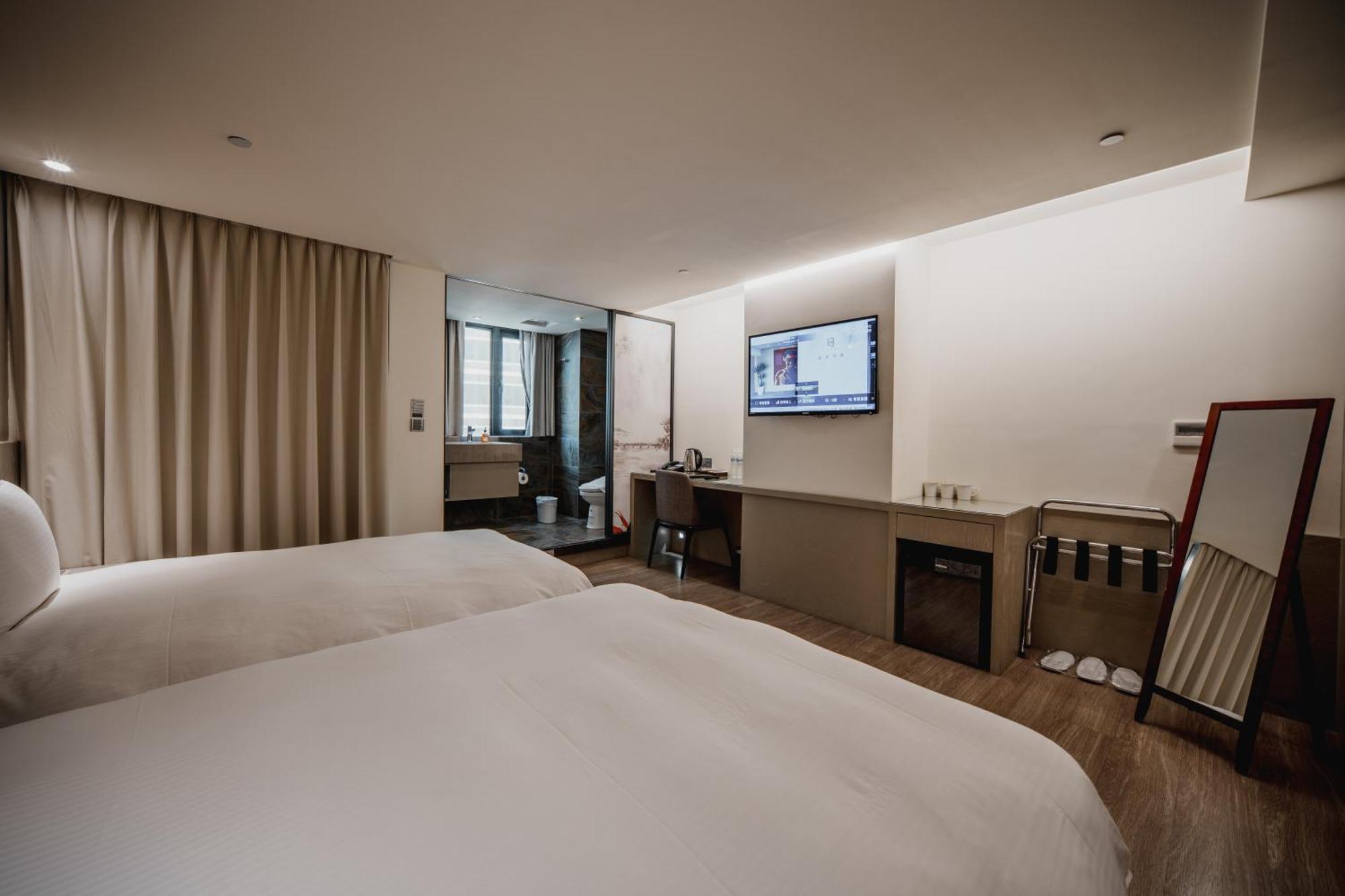 Hub Hotel Kaohsiung Yawan Branch Esterno foto