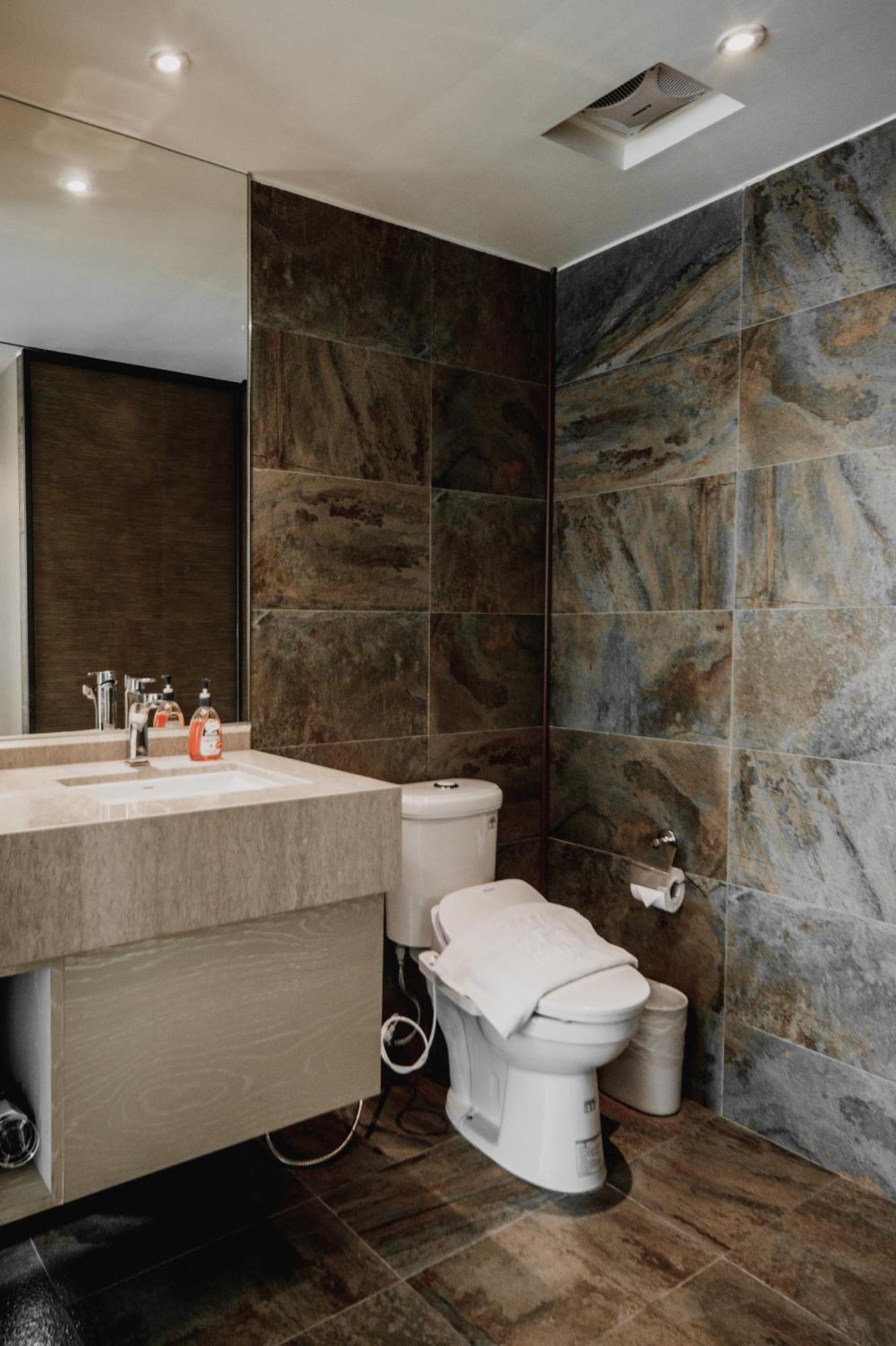 Hub Hotel Kaohsiung Yawan Branch Esterno foto