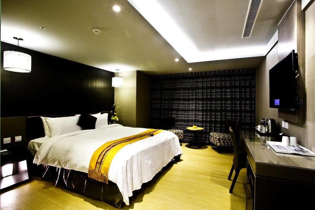 Hub Hotel Kaohsiung Yawan Branch Esterno foto